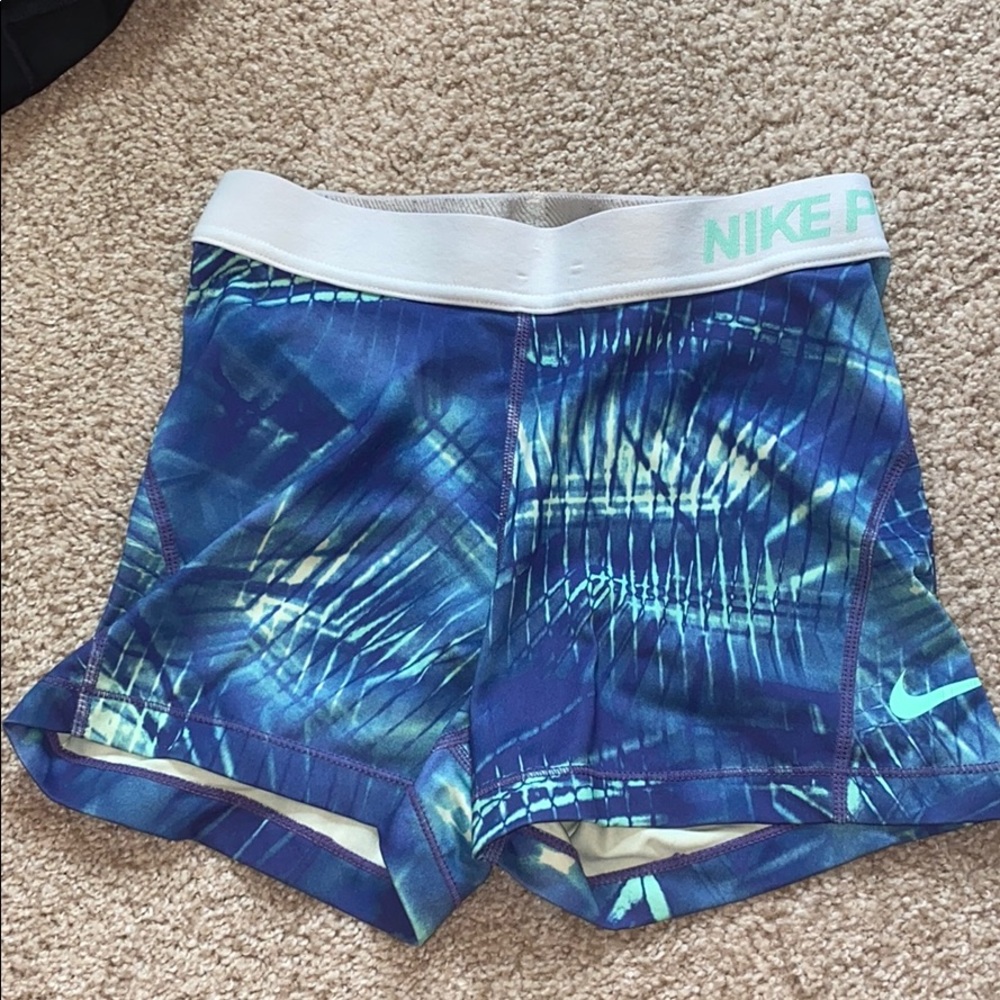 Nike pros